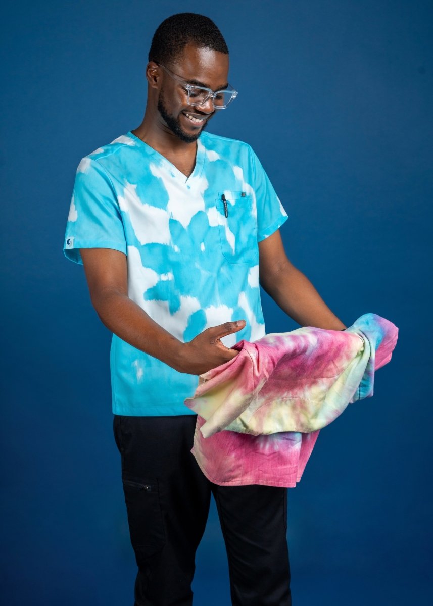 Color cloud scrub top - Solo ScrubsSS-CLD-XS