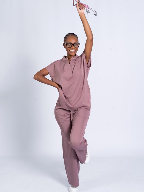 Solo Ava scrub set in Soft Mocha