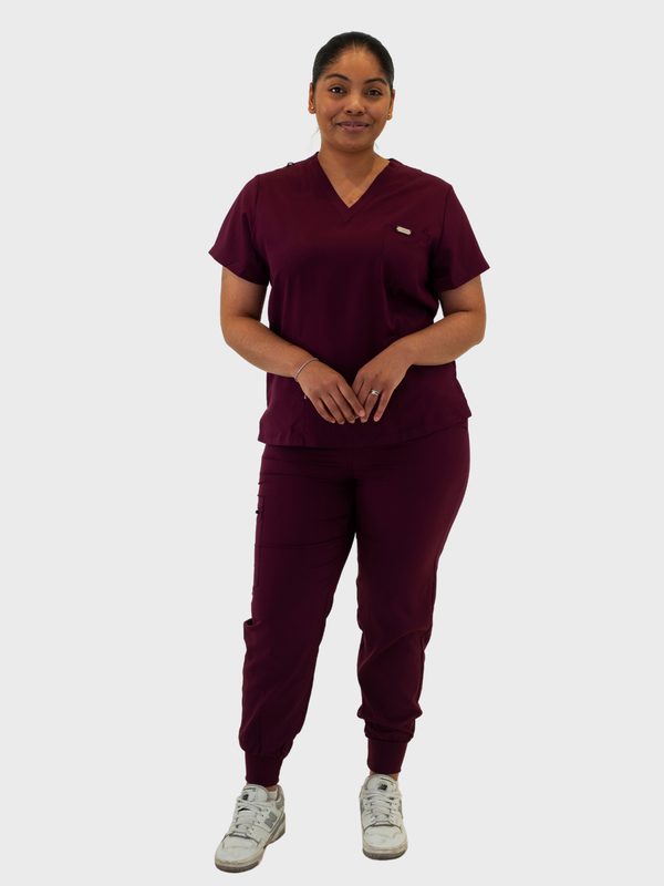 Solo Skye Lite scrub set in Wineberry